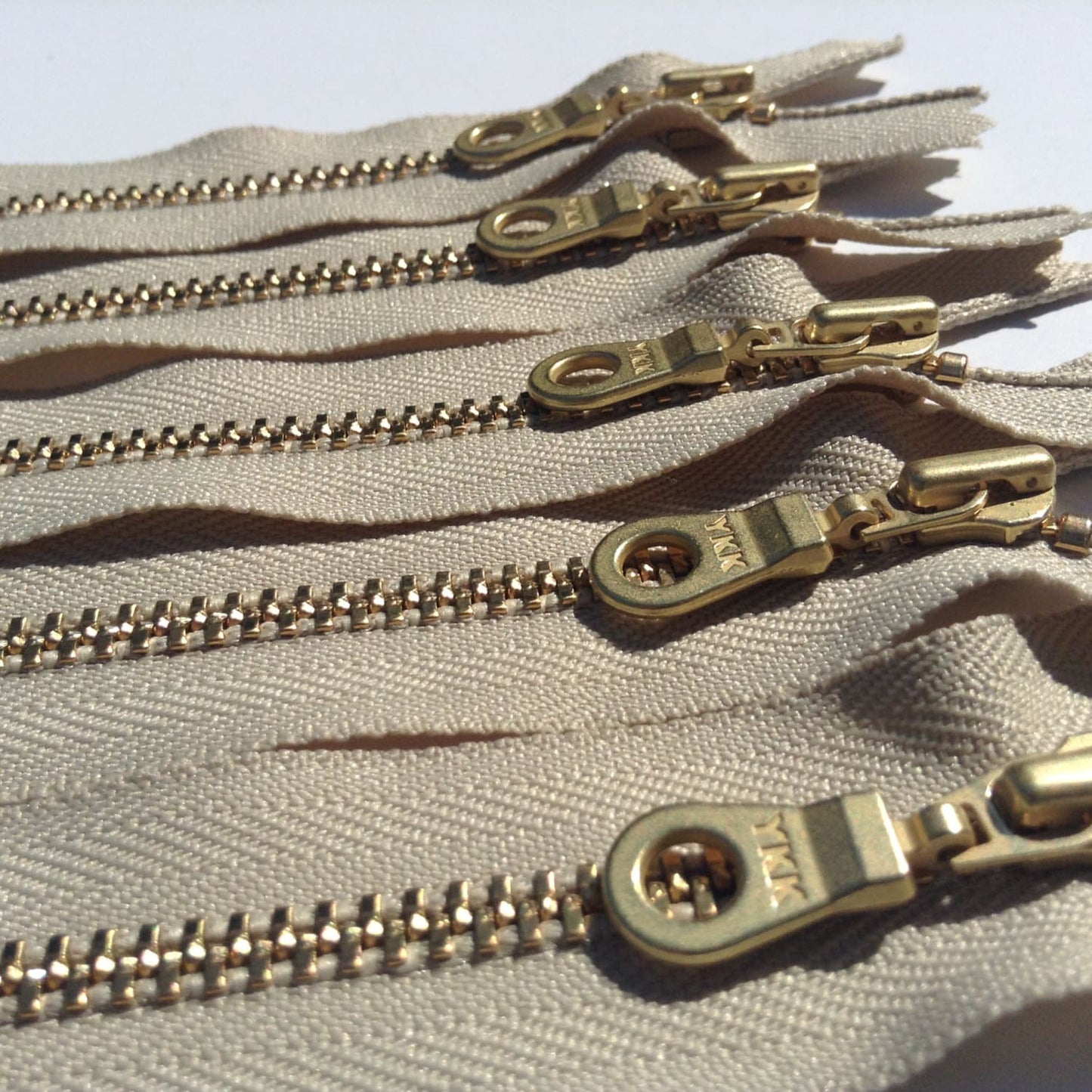 Wholesale 100 Pieces Khaki YKK Metal Zippers - 16 Sizes
