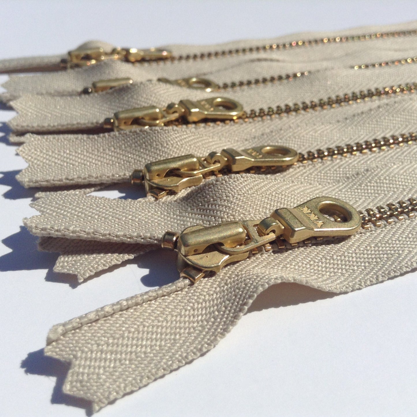 Wholesale 100 Pieces Khaki YKK Metal Zippers - 16 Sizes