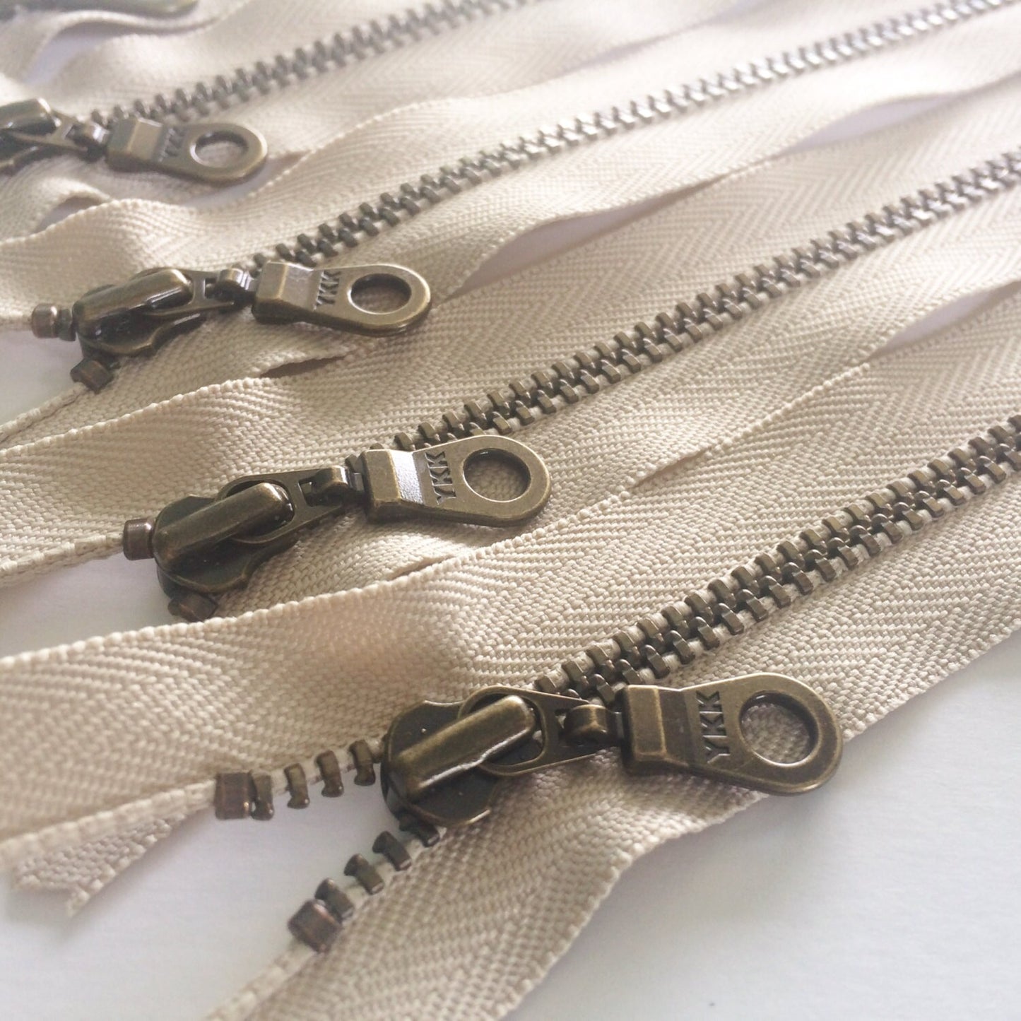 Wholesale 100 Pieces Khaki YKK Metal Zippers - 16 Sizes