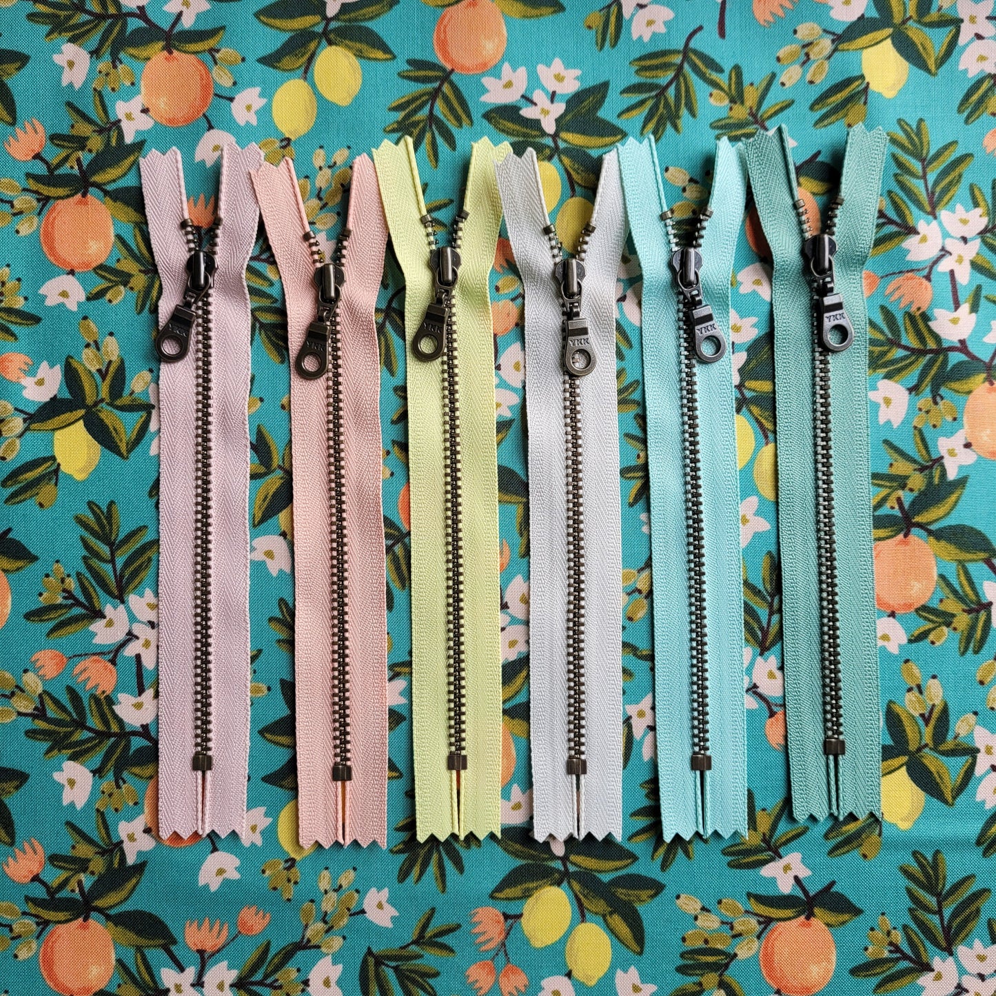 Bloom 9pc Sampler Set- Metal Teeth Zippers Assortment