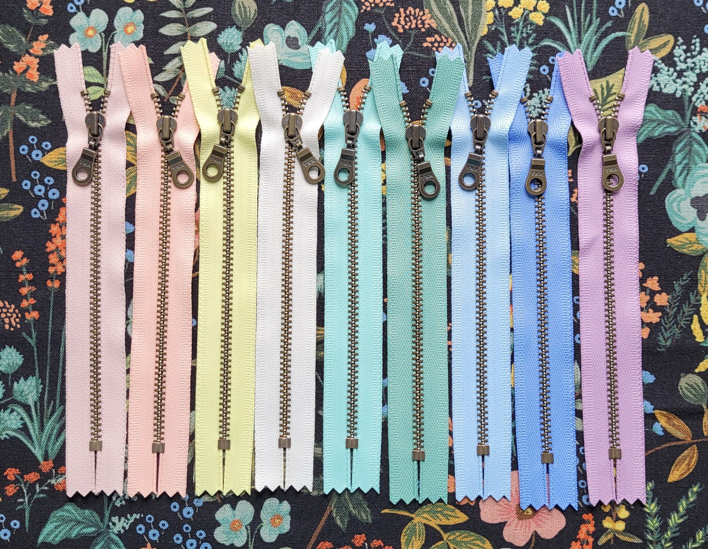 Bloom 9pc Sampler Set- Metal Teeth Zippers Assortment