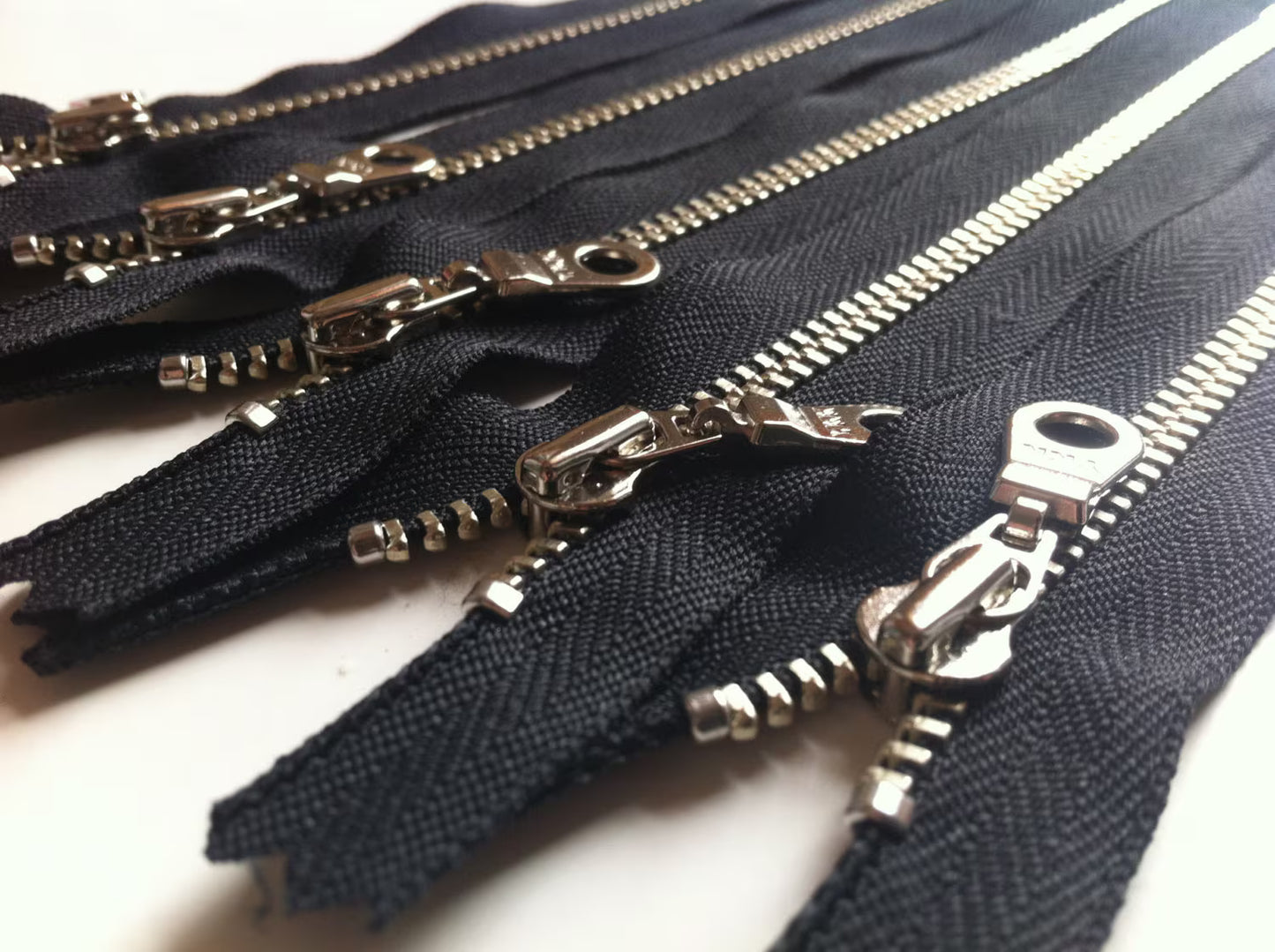 100 Pieces Black 4.5mm YKK Metal Zippers - 16 Sizes and 3 Finishes